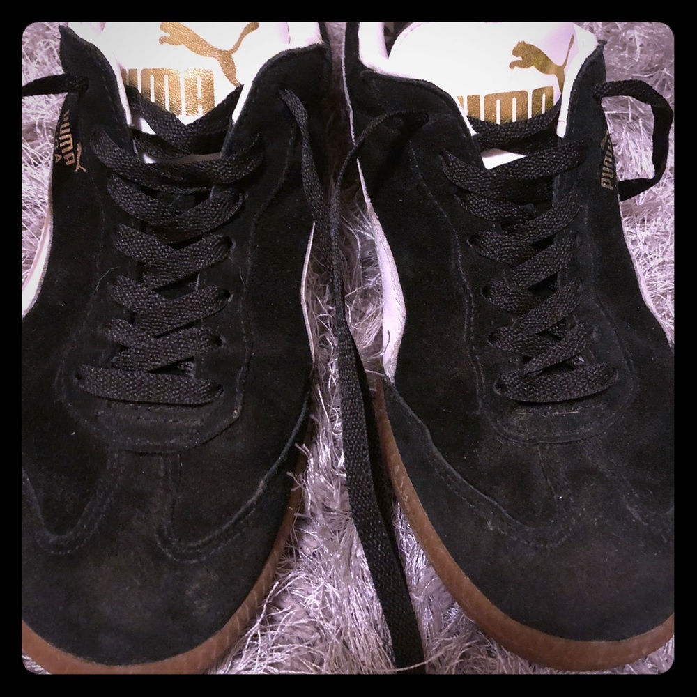 Black Puma Liga shoes